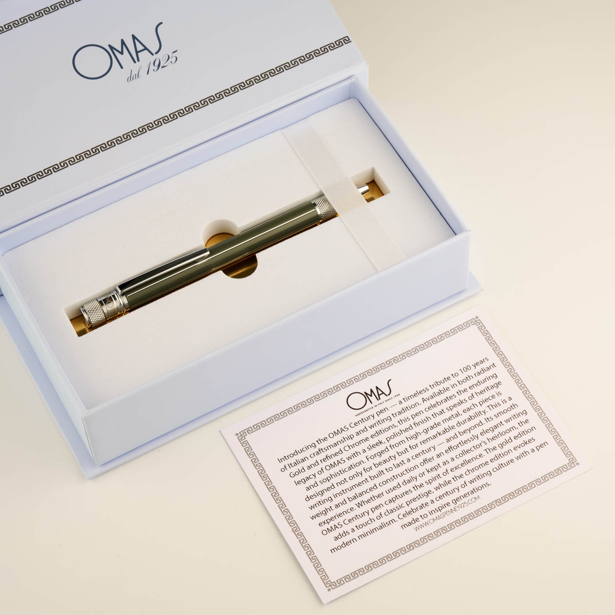 OMAS Chic Chrome Grey