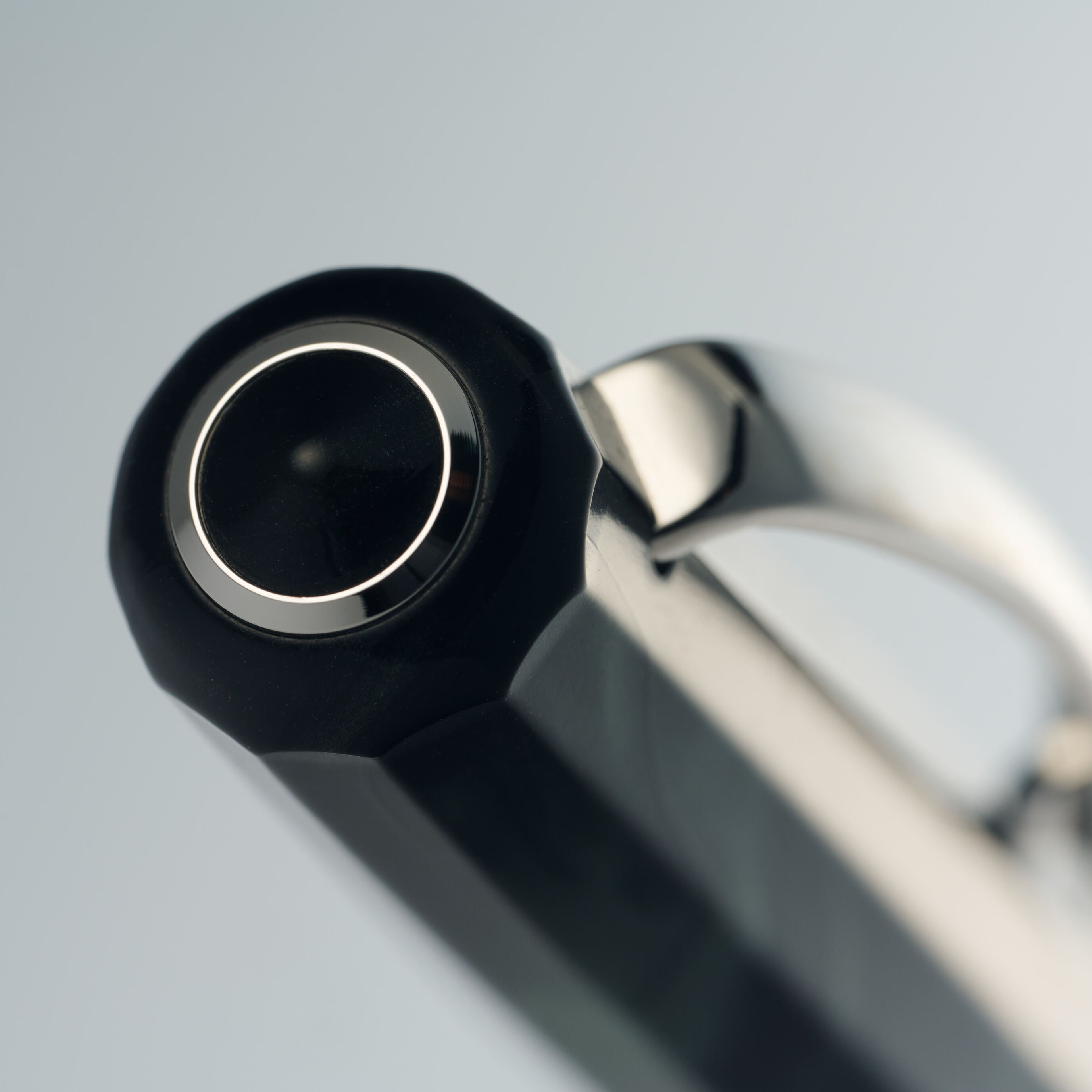 Paragon Black Rollerball Pen (White Gold)